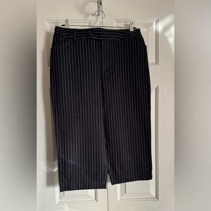 Women’s Brand New Business Casual Capri Pants by St John’s Bay.